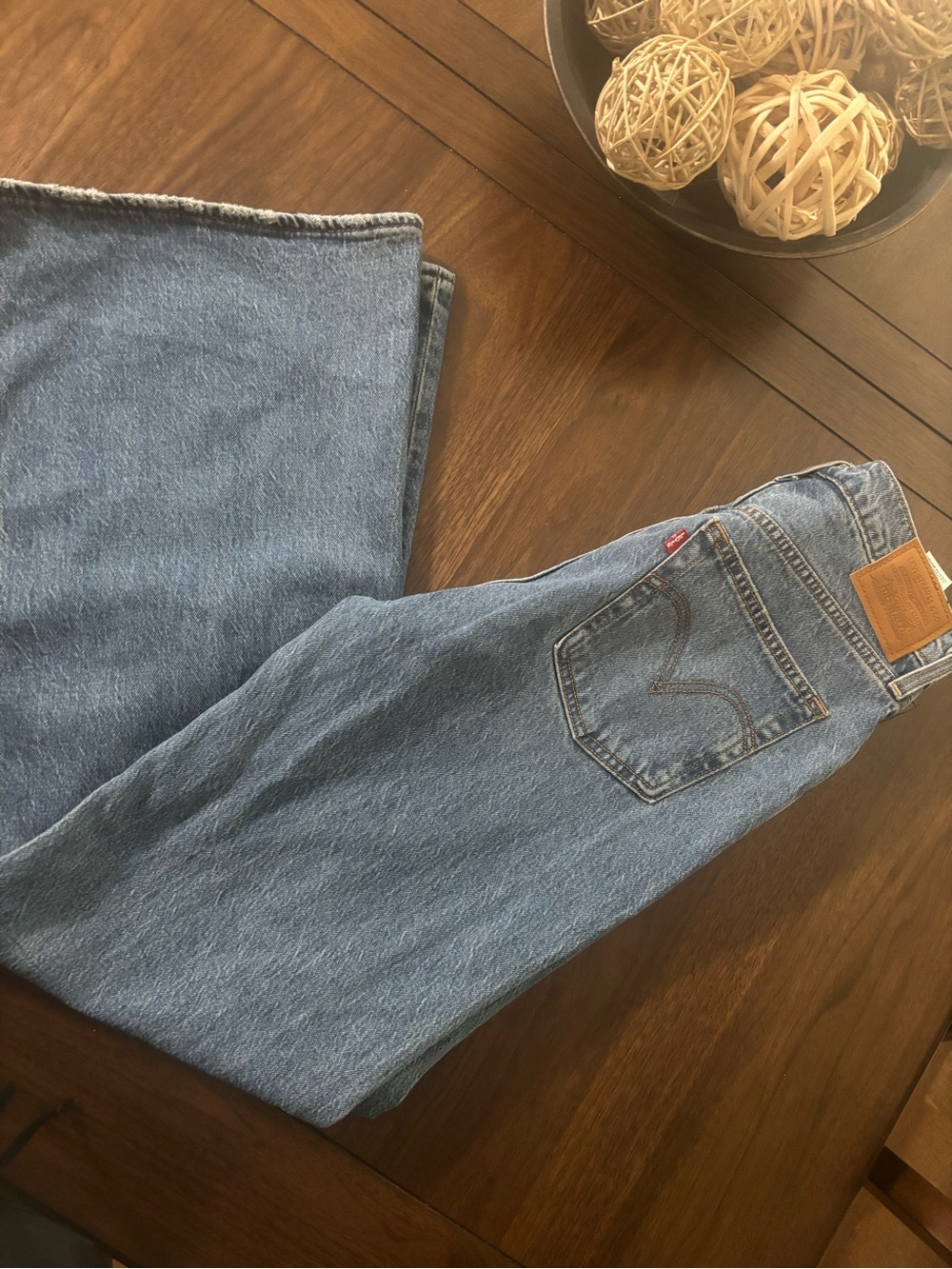 Levi's Womens Rib Cage Bell 30x34 - Picture 4 of 8